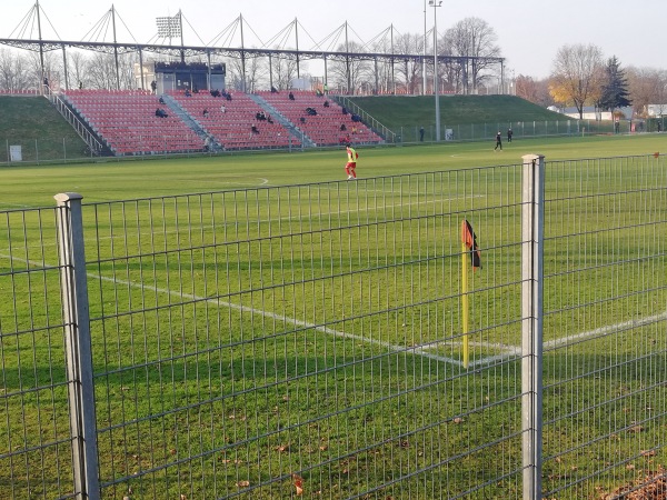Stadion Chrobrego w Głogów Boisko obok - Głogów