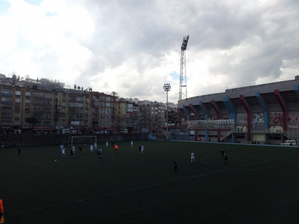 Yavuz Selim Stadyumu - Trabzon