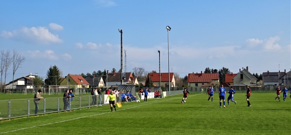 Malomkerti Sportpálya - Csepreg