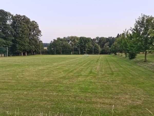 Sportplatz an der Turnhalle - Bernsdorf/Landkreis Zwickau