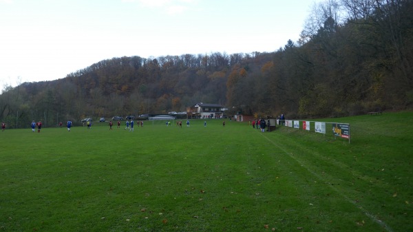 Sportplatz Unter dem Hagen - Waldeck-Nieder-Werbe