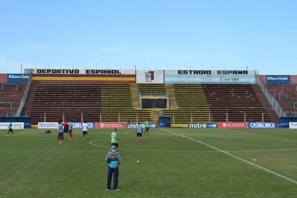 Estadio Nueva España - Buenos Aires, BA