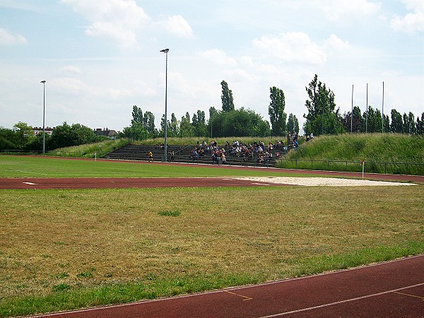 Stadion Rennbahnstraße - Berlin-Weißensee