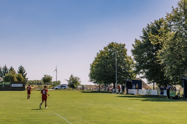 Sportplatz Großpösna - Großpösna