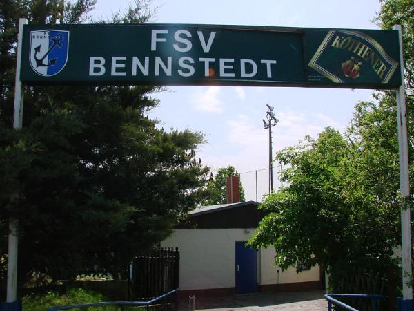 Sportanlage an der alten B80 - Salzatal-Bennstedt