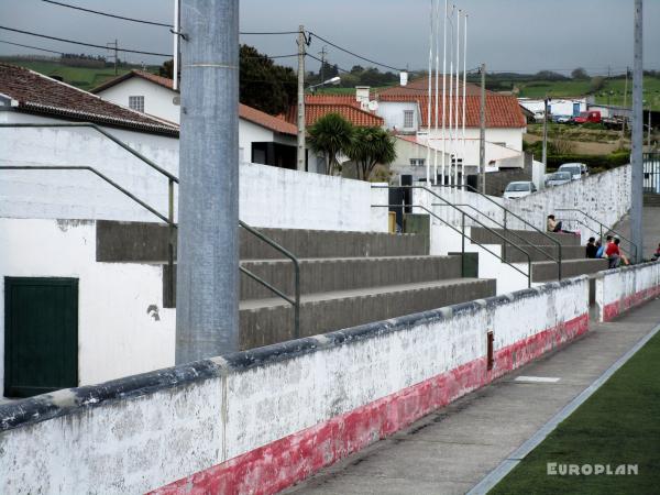 Campo de Jogos da Ponta Garça - Ponta Garça - Vila Franca do Campo (Ilha de São Miguel, Açores) 