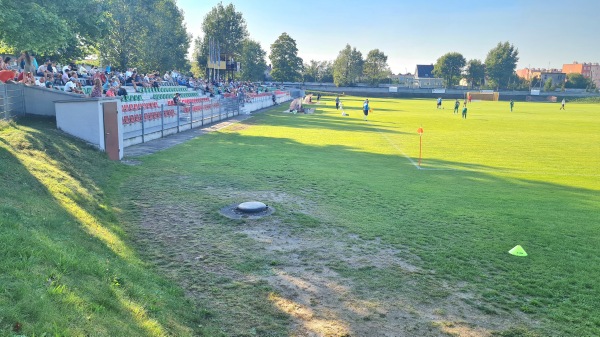 Stadion MOSiR w Żary - Żary
