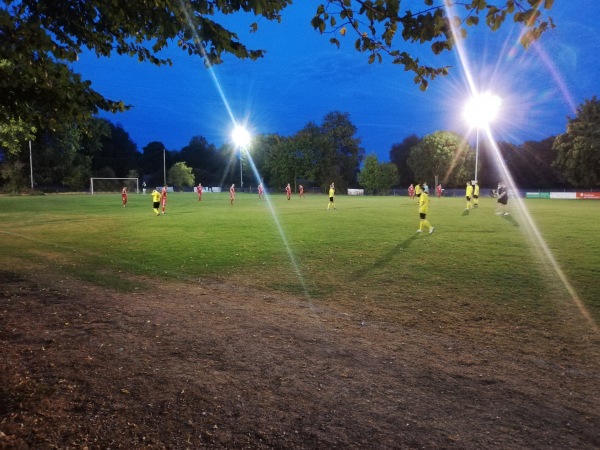 Sportplatz Schloßstraße - Rheinberg-Ossenberg