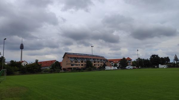 Wacker ALM Platz 2 - Nürnberg-Röthenbach