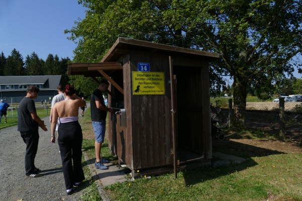 Sportplatz Igelshieb - Neuhaus/Rennweg
