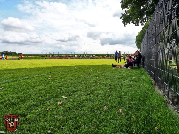 Sportplatz an der Ermelingschule - Bönen-Bramey-Lenningsen