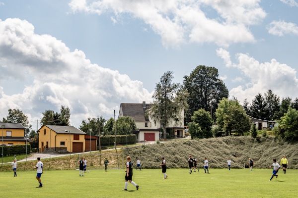 Sportanlage Schulsiedlung Neuer Platz - Großhartmannsdorf