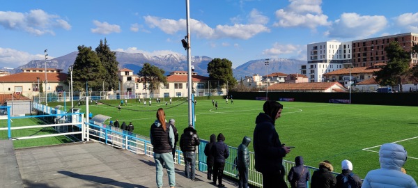 Kompleksi Skënder Halili :: Albânia :: Página do Estádio