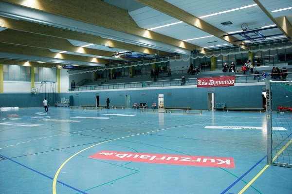 Erich-Kästner-Sporthalle - Schwerin