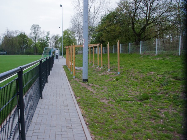 Volksbank Niederrhein Arena Nebenplatz - Moers-Asberg