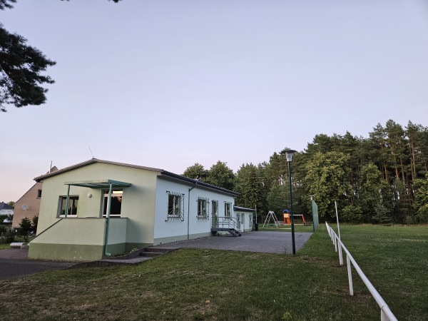 Sportplatz am Fließ - Grunow-Dammendorf
