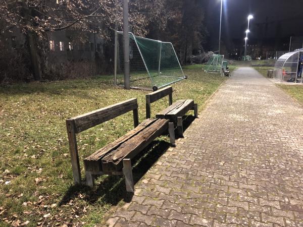 Friedrich-Ebert-Stadion Nebenplatz 1 - Berlin-Tempelhof