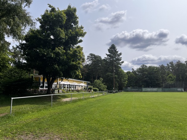 Waldsportplatz 2 - Nürnberg-Erlenstegen