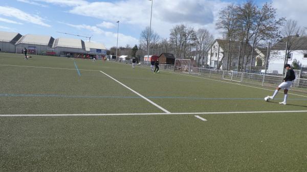 Sportplatz Borngrabenschule - Rüsselsheim/Main-Haßloch