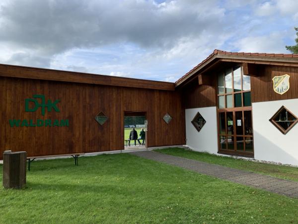 Sportanlage an der Volksschule - Wolfratshausen-Waldram