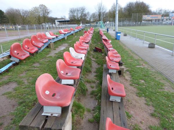 Bezirkssportanlage Warbruckstraße II - Duisburg-Marxloh