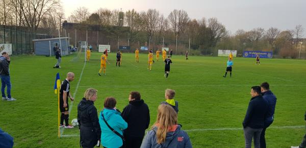 Sportplatz Bavostraße - Bielefeld-Babenhausen