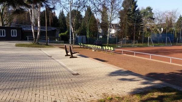 Sportplatz Rixdorfer Straße - Köln-Mülheim