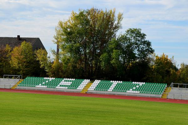 Ernst-Thälmann-Stadion - Zeitz