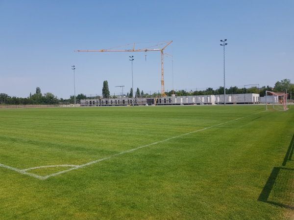 EVH-Zentrum - Raab Karcher Halle & Partner Platz - Halle/Saale-Silberhöhe
