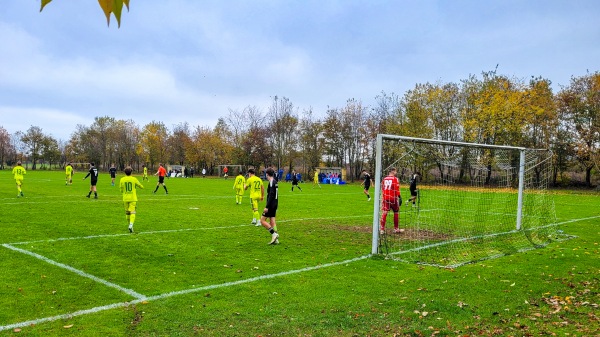 Stutensee-Stadion Nebenplatz 1 - Stutensee-Friedrichstal