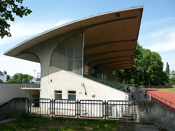 Stadion Sommerdamm - Rüsselsheim/Main