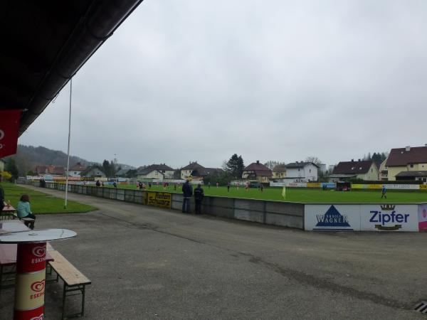 Sportplatz Steyrermühl - Steyrermühl