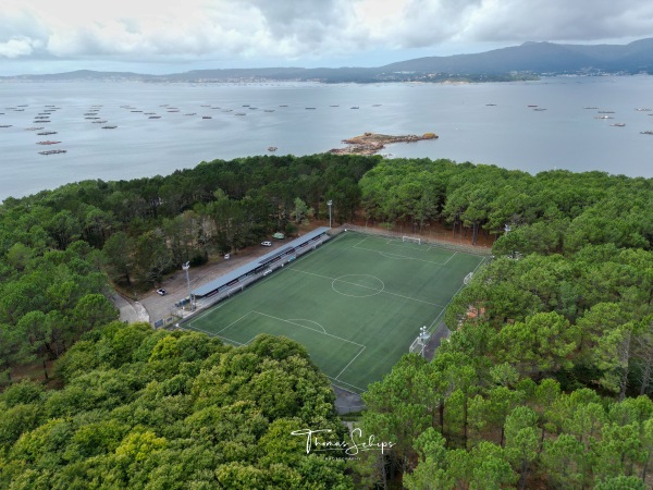 Campo de Fútbol Municipal de A Bouza - La Isla de Arosa (A Illa de Arousa), GA