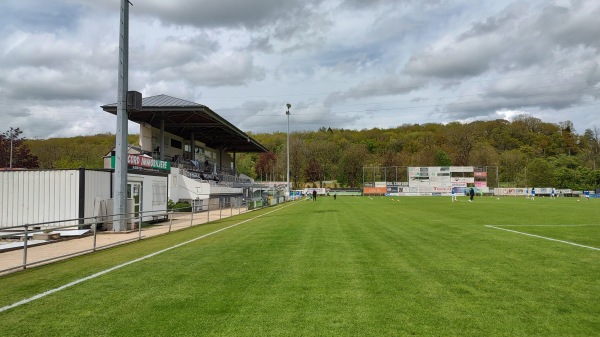 Stade Municipal de Pétange - Péiteng (Pétange)