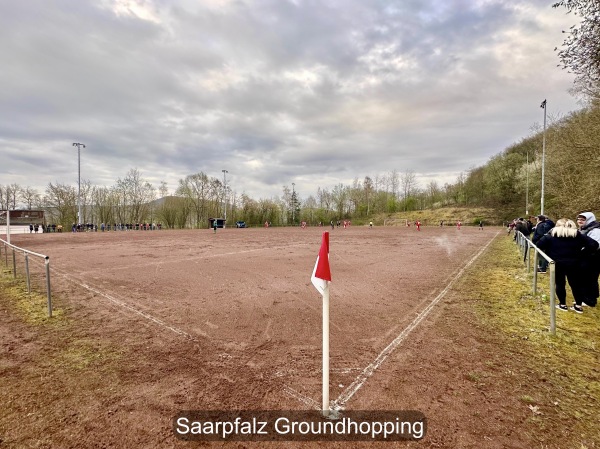 Sportanlage In den Wolfswiesen Platz 2 - Glan-Münchweiler