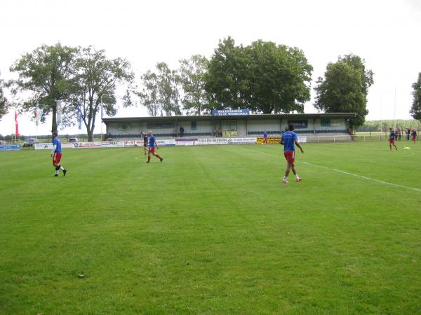 Waldstadion - Dömitz-Polz