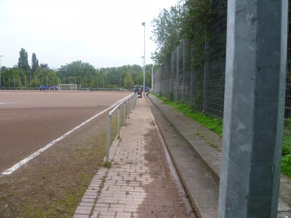 Bezirkssportanlage Duissern Postsportplatz - Duisburg-Duissern