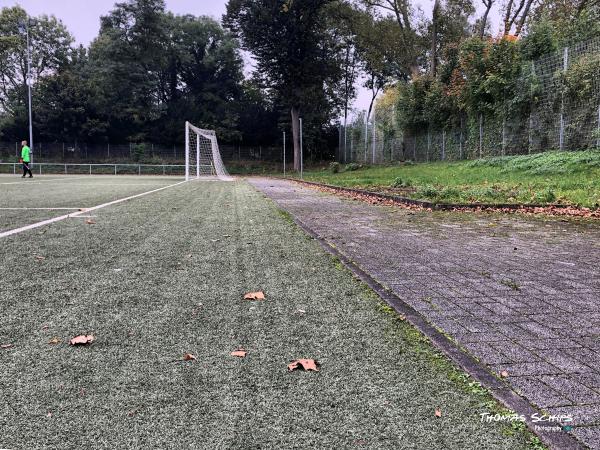 Sportplatz am Kaiserpark - Essen/Ruhr-Altenessen