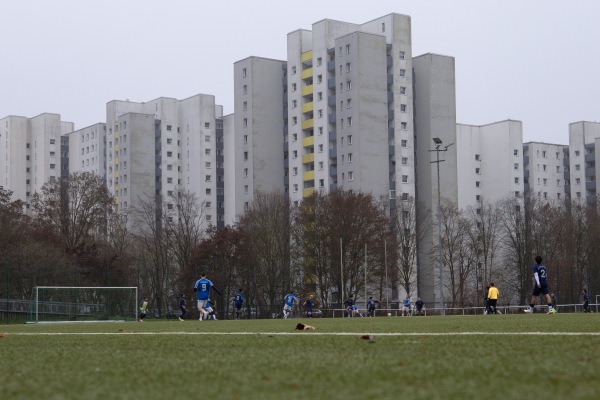 Sportanlage Königshorster Straße - Berlin-Märkisches Viertel