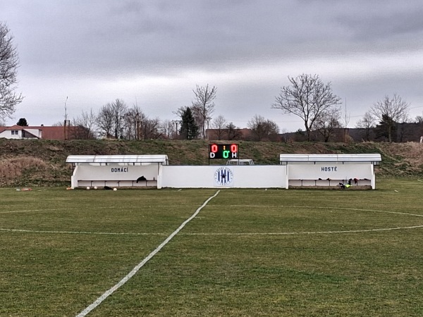 Hřiště Struhy - Čachovice-Struhy