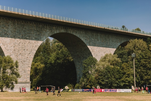 Sportplatz an der Göltzschtalbrücke - Lengenfeld/Vogtland-Weißensand