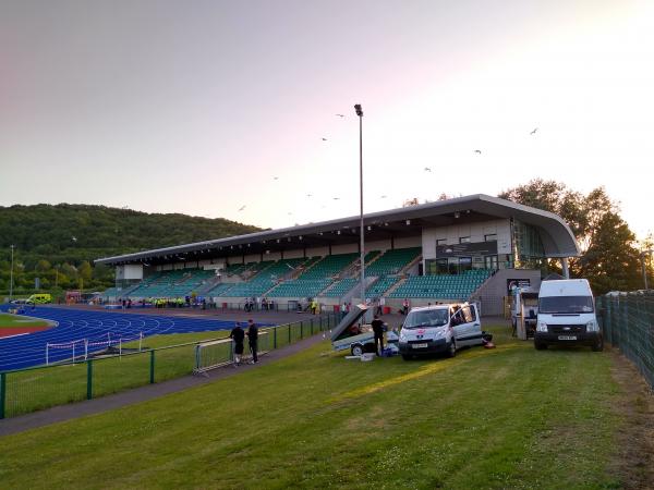 Cardiff Athletics Stadium - Cardiff-Canton (Caerdydd), Cardiff