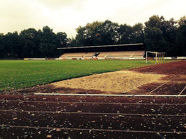 Städtisches Stadion Düsternortstraße - Delmenhorst