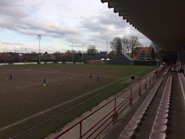 Van Caloen Stadion - Jabbeke-Varsenare