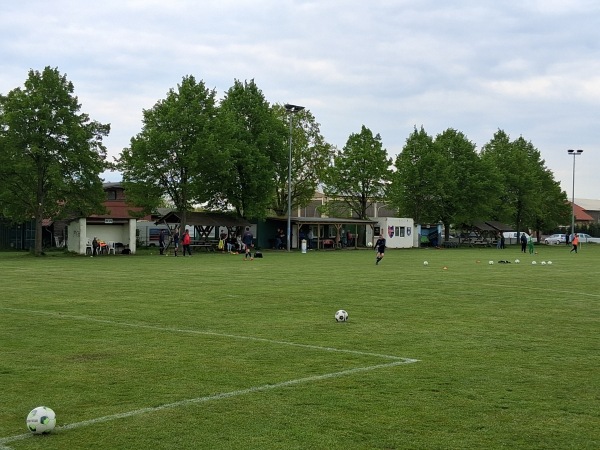 Sportplatz am Bahnhof - Bartenshagen-Parkentin
