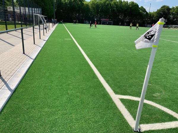 Sportanlage Am Bahndamm Platz 2 - Bedburg-Kirchherten
