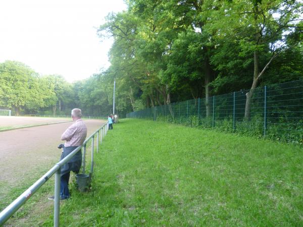 Sportplatz Kaiserhöhe - Wuppertal-Brill