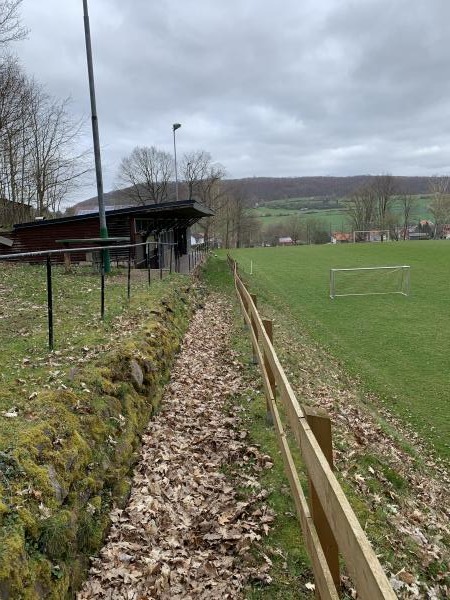 Sportplatz Am Försterbrink - Dassel-Hilwartshausen