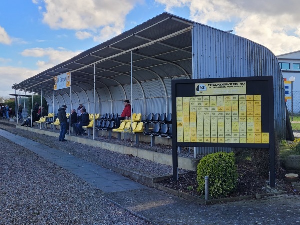 Heinrich-Mund-Stadion - Springe-Eldagsen