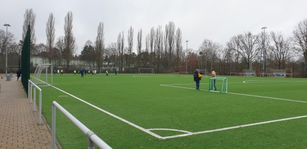 Hans-Rosenthal-Sportanlage Platz 2 - Berlin-Charlottenburg